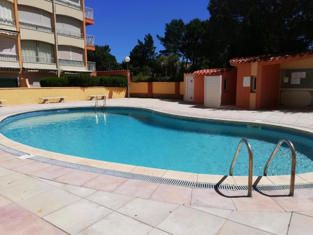 Joli Studio Cabine 4 Personnes A 300 M De La Plage 滨海阿热莱斯 外观 照片