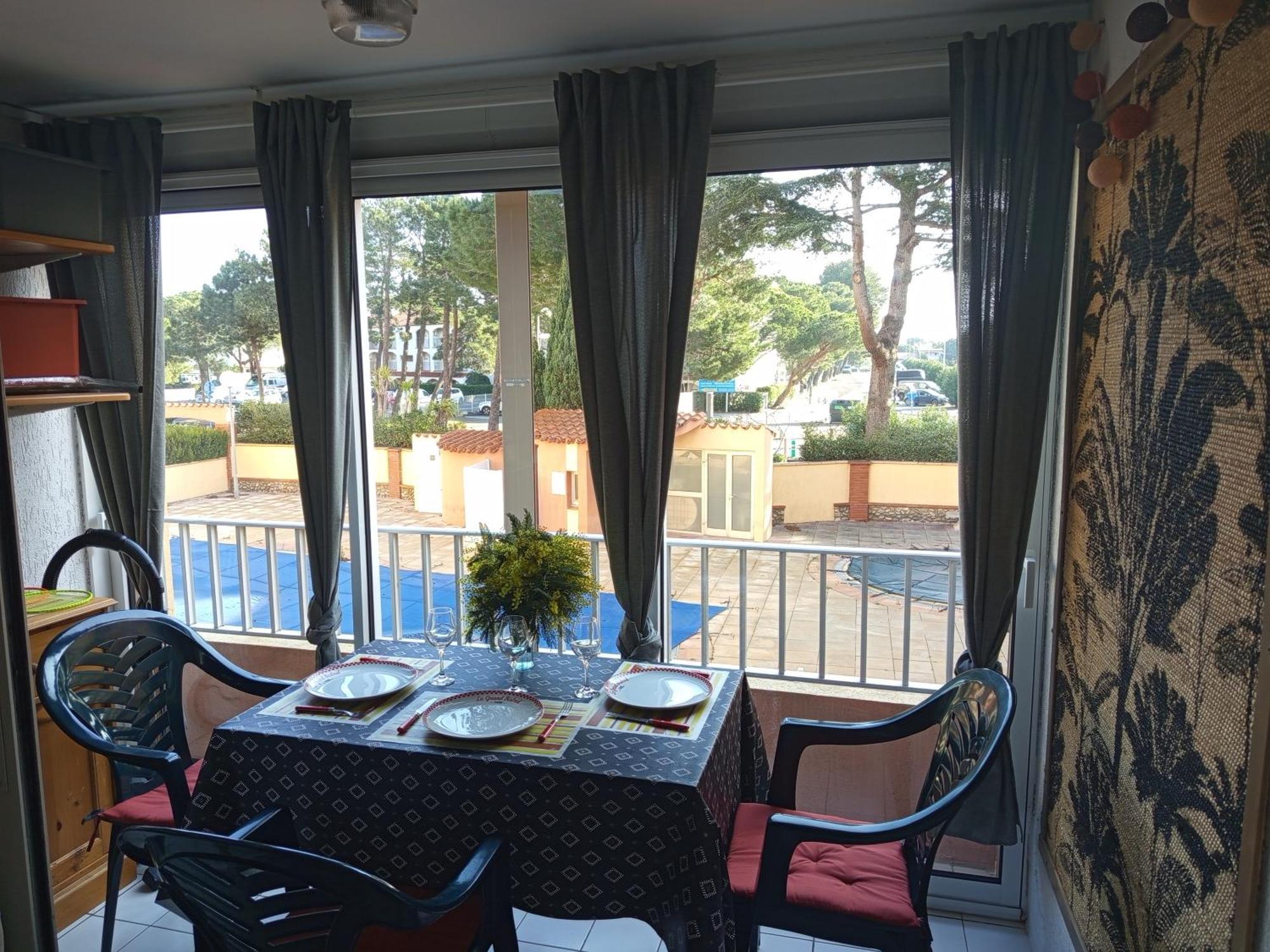 Joli Studio Cabine 4 Personnes A 300 M De La Plage 滨海阿热莱斯 外观 照片